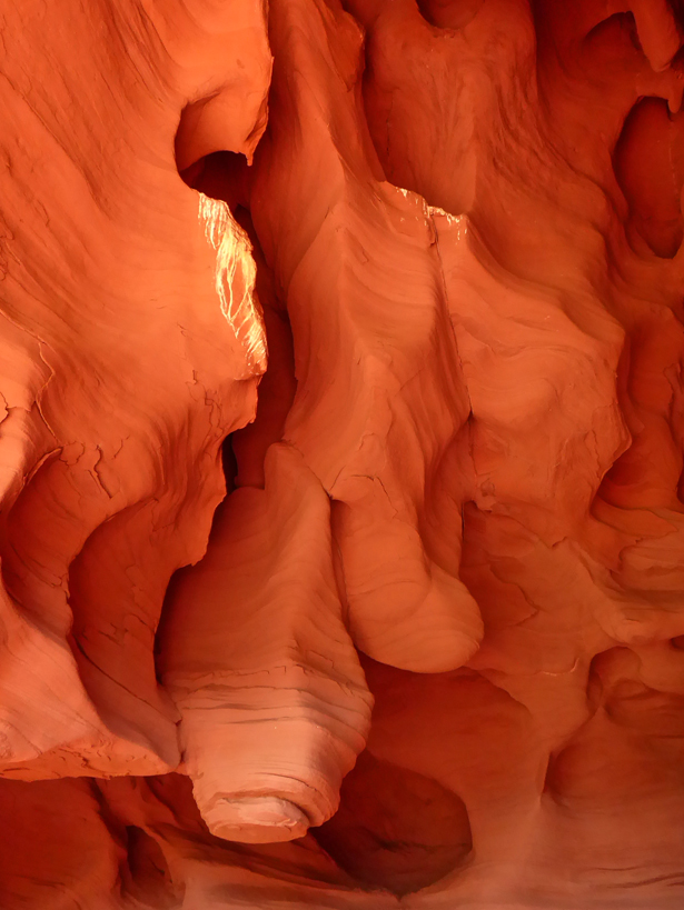 fotocompacta's tweet photo. Les Coves #Cataluña #nature #PintoFotografia #foto #Lugares #picture #photography #cinglera #acantilado #sunset #nature #antelopecanyon https://t.co/HA6fZMj1B9