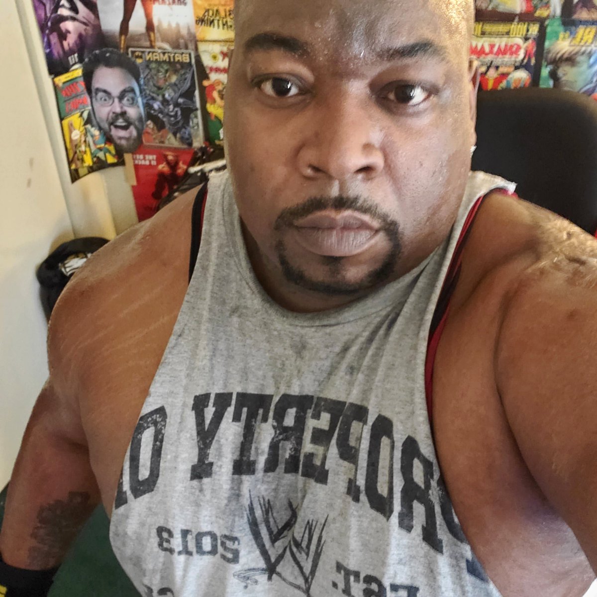 MrJayWashington's tweet photo. First workout for Friday COMPLETE. More #FocusT25 started off with #speed2point0 then its on to #corecardio tonight. Now to clean up and got to work on some #SuperVillainProductions business #SuperVillainStatus #MrMirakuru #workout #focused #fitness #nonstop https://t.co/Ku4O5SMUXC