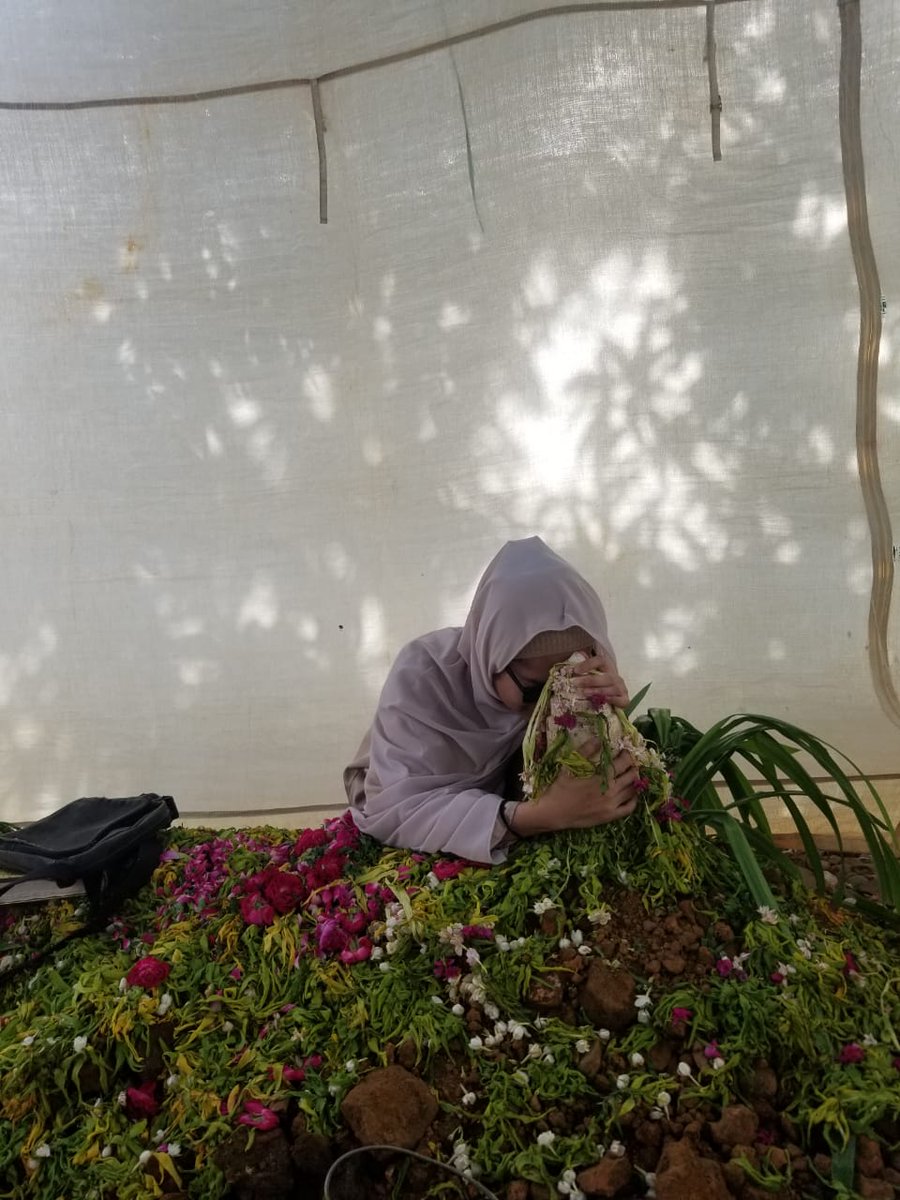 say something im givin up on you
im sorry that i couldn't get to you