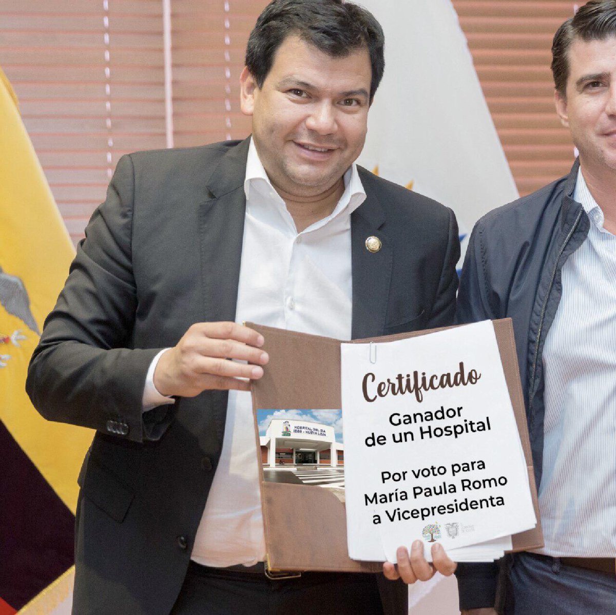 compromiso_5's tweet photo. 🔴 *ACTIVACIÓN NACIONAL* 📢 

*ATENCIÓN*
Este momento nos activamos con:
👇 
*#MafiaRomo*  

*¡ACTÍVATE TUITEA Y COMPARTE!* https://t.co/HixQfG2al9