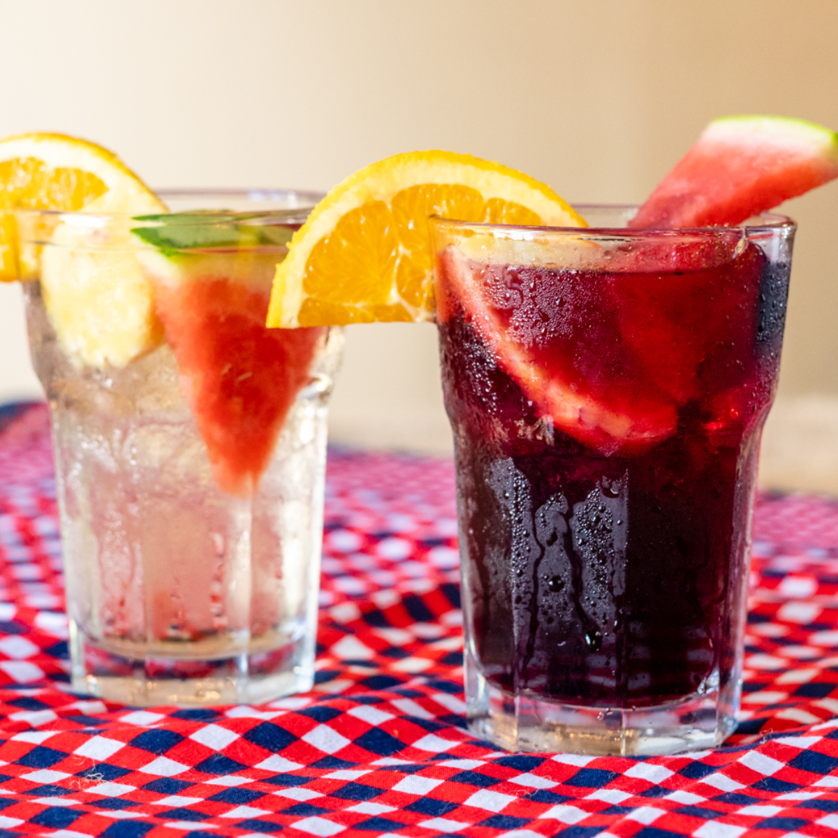 LindasSouthern's tweet photo. There's nothing like a fresh, fruity drink to help you beat the summer heat! https://t.co/KDVWmYP8FJ