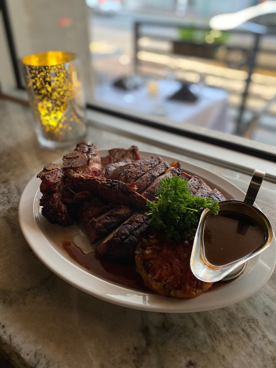 117PrimeMem's tweet image. We have a special at Prime this weekend. It’s a 36 ounce wood-fried porterhouse steak with grilled heirloom tomatoes.  It’s served very simply on the plate, and it comes with a bottle of Ferrari-Carano Cabernet Sauvignon. The special is $100, and we have 8 to sell this weekend.