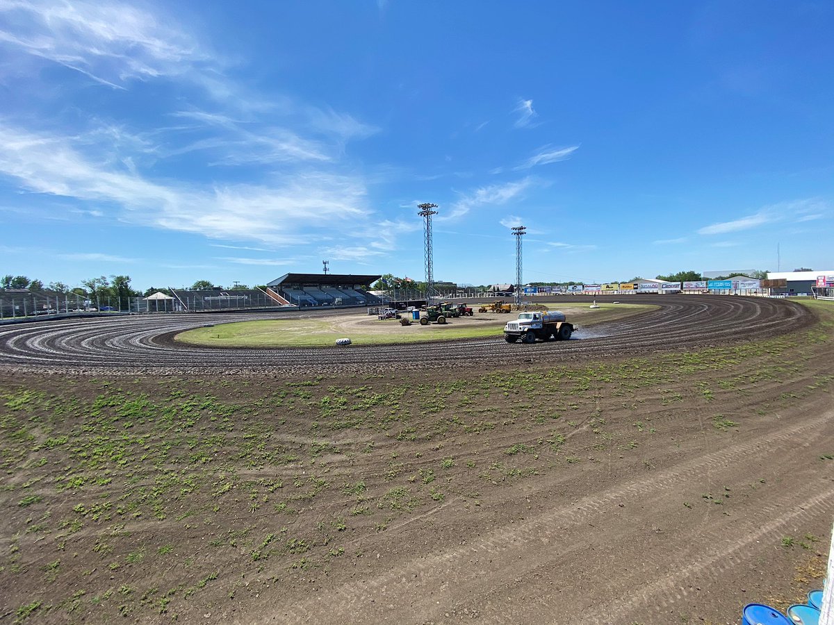 World of Outlaws Late Models tweet media