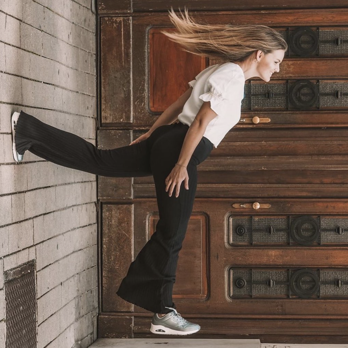 SKECHERSUSA's tweet photo. Feet first into Friday like... ๐๐ปโโ๏ธ #Skechers #fashion #Friday #TGIFcouldAlsoStandFor
Featured product:
https://t.co/da37PDiGoA
Influencer:
https://t.co/72gOvPb8eE https://t.co/YZ4mySRDN7