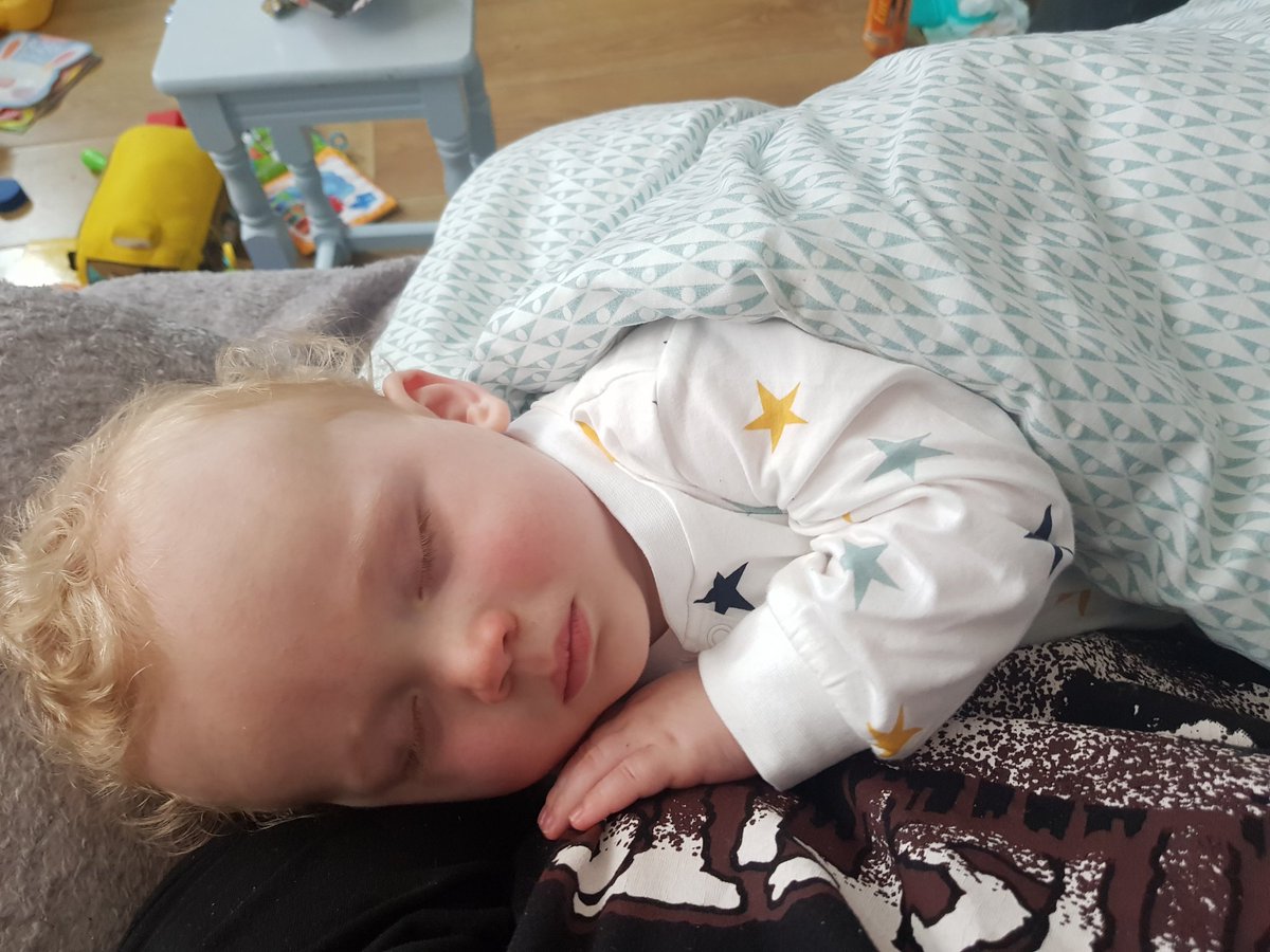smallNmighty88's tweet photo. Cut sit and let him sleep on me all day 😍😍 https://t.co/DYL4bM8oAU