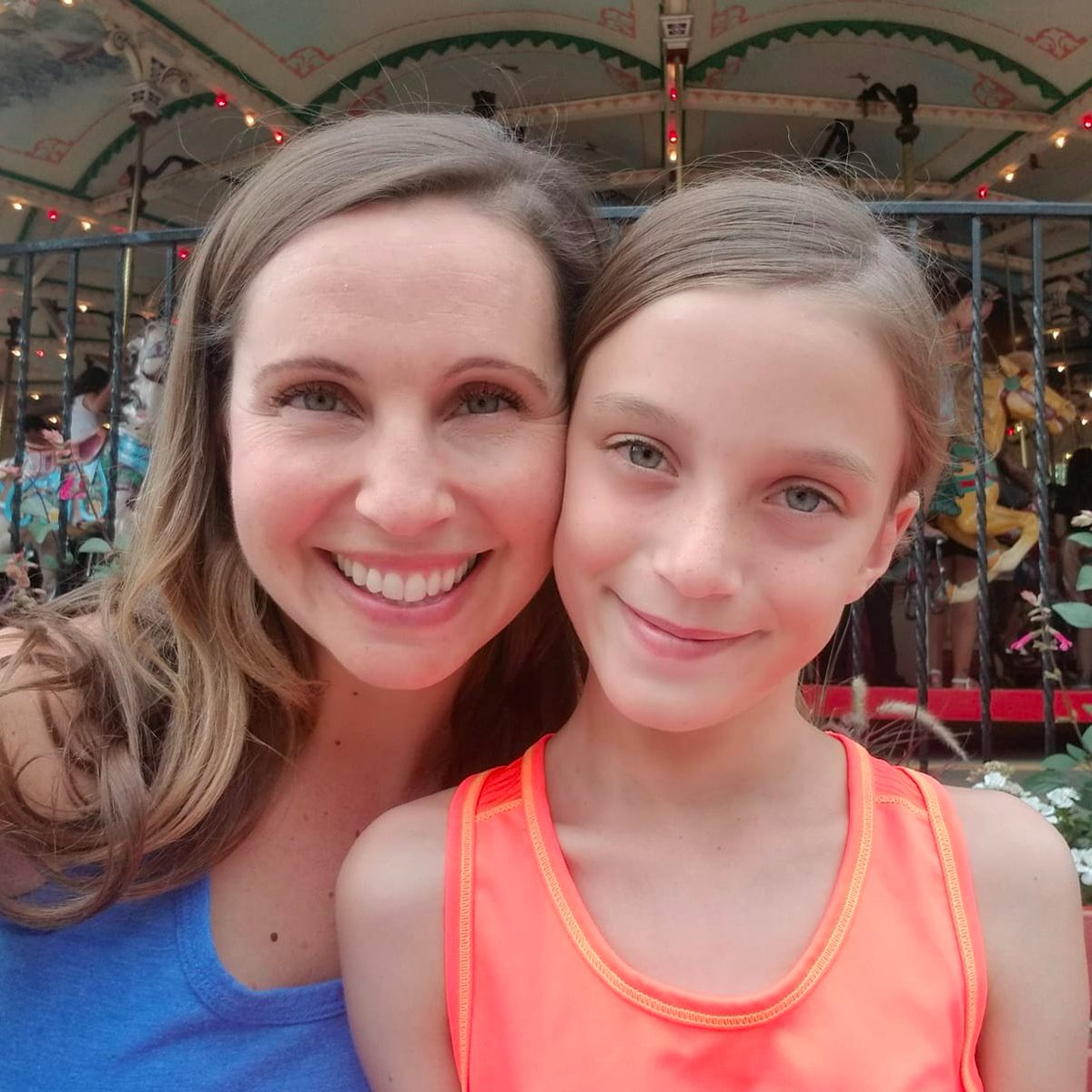 HelpMomSaveBaby's tweet photo. Due to Nicole’s pregnancy complications, Taylor at birth weighed one pound and nine ounces and was about the size of an adult hand. Today, Taylor is a happy, thriving, and creative 11-year-old girl. For all those facing difficult pregnancies, let's https://t.co/HrJWjPw2N5. https://t.co/MEvhGn1JhW