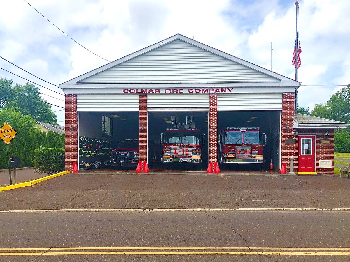 ColmarFire's tweet photo. Last night a few of our members took time out of their busy schedules to help with some much needed maintenance around the fire station. #ColmarPride https://t.co/muXORAuTF9