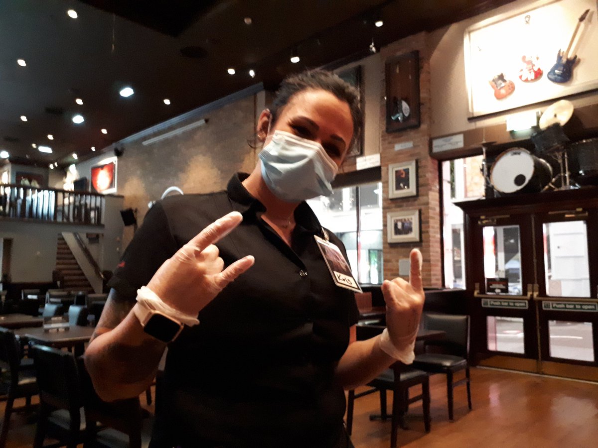 bemusedbackpack's tweet photo. #ad Impressed with the Safe and Sound policy in practice at .@HardRockCafeMCR, strong infection control policies, a clean team focusing on touch points, table service to reduce contact and staff PPE! Reassuring everyone it is safe to eat out again! #LegendsOnly #HardRockPartner https://t.co/2nmBHRjE2m