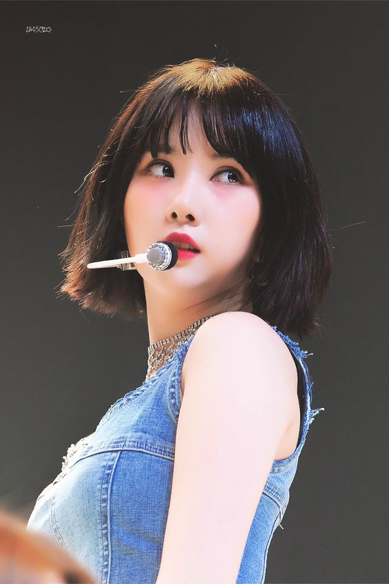 gforeunha's tweet photo. 190701; ♡ 

© 은하수닷컴

#EUNHA #은하 #여자친구 https://t.co/Cw8pTQU5bU