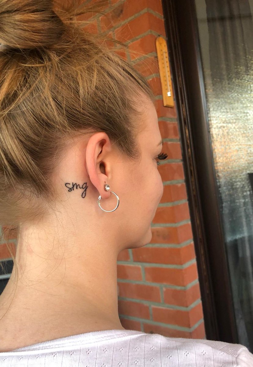 blossomrare's tweet photo. I got this tattoo because you’ve helped me a lot during hard times. You gave me strength and made me smile. I’m so grateful for you, I look up to you. I love you!❤️ @selenagomez https://t.co/rPLzWKCw9d