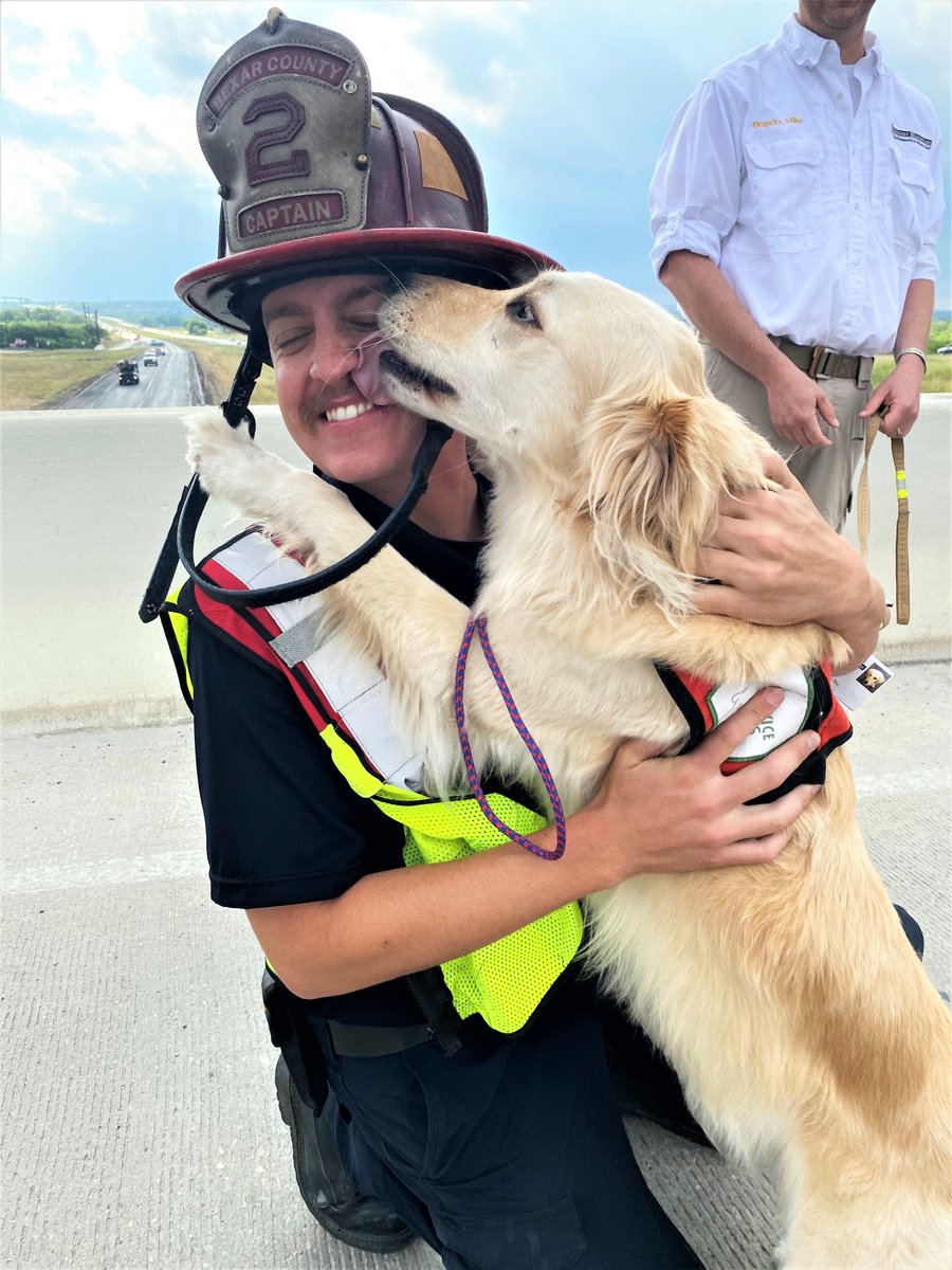 Thank you H-E-B for sponsoring Chanel's training. We trained Chanel as an Emergency Services Dog for Methodist Health System, San Antonio. She & her partner EMS Relations Manager Brandon Miller help emergency workers get a healthy reset from the demands of the job.#HEBHelpingHere