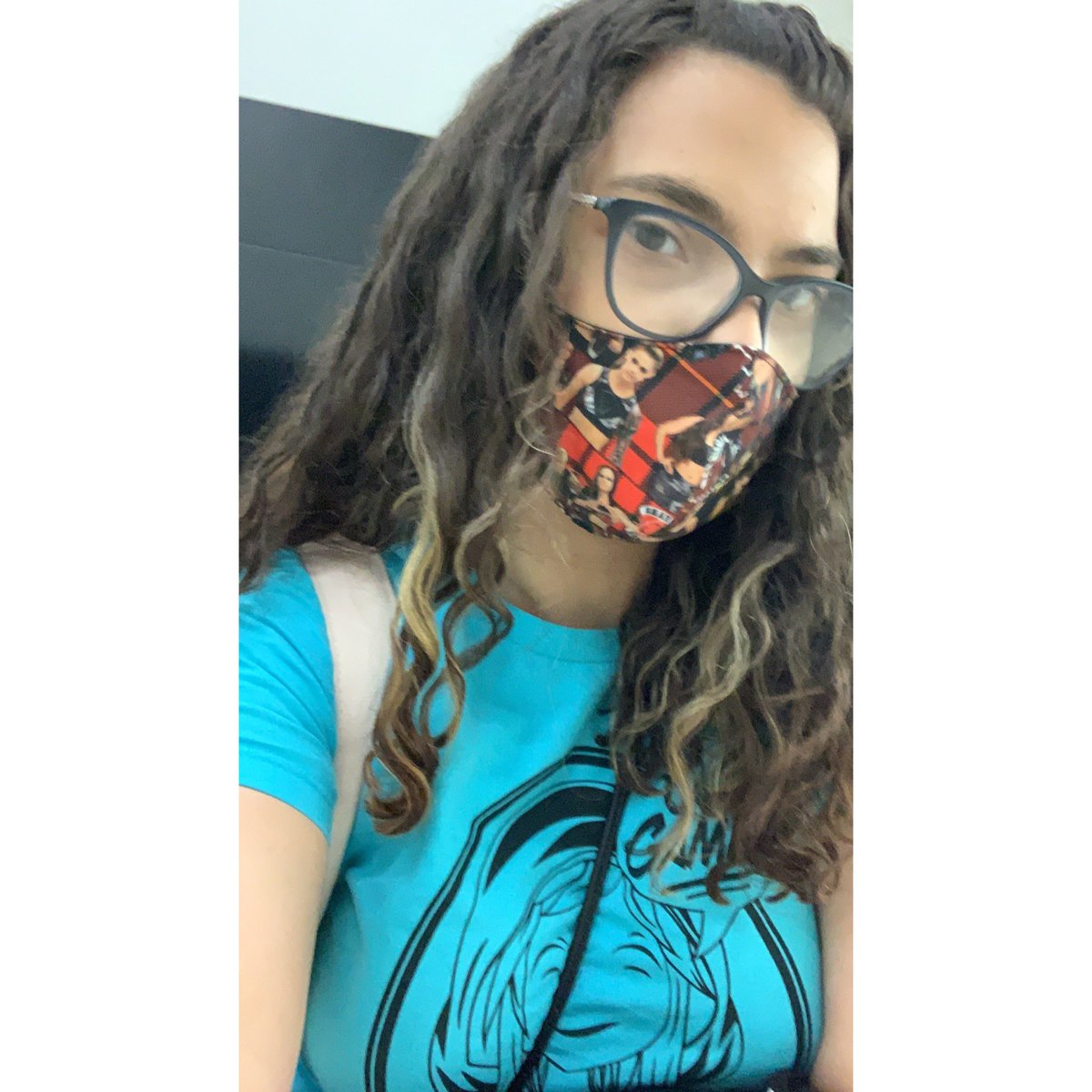 whtvr_Dixie_'s tweet photo. Even that I’m in social media brake I need to post this bc I love supporting @jessamynduke I’m safe I have the best mask ever and best shirt #OkeyGamer but yours link ...... https://t.co/9LVdfg9gK3 https://t.co/xx4Gio1f6h