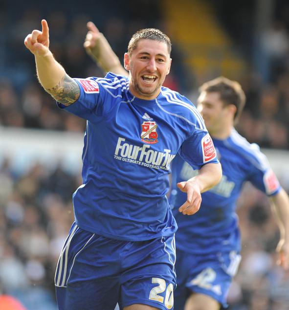 Leeds 0-3 Swindon 3/4/10A 4th defeat in a row saw us drop to 4th, having looked certainties to win the league just a few weeks earlier. This guy scored twice - might be worth looking at signing him?