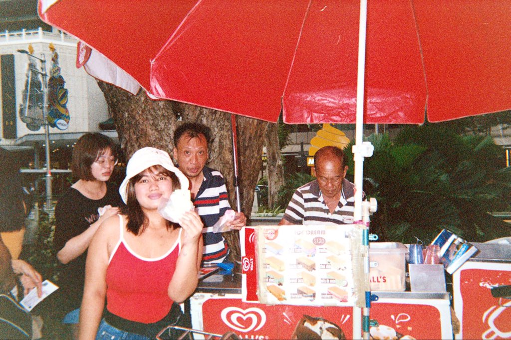 Jenneyhappss's tweet photo. Life pre corona ft. Singapore in film 📸 https://t.co/BA7iJmnNQ9