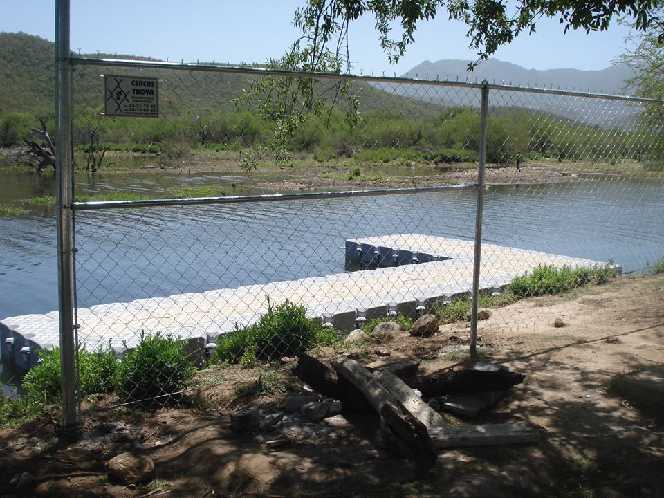 CandockMexico's tweet photo. Nuevo muelle en sombreretillo #CanDock ahora las lanchas tendrán dónde desembarcar sin problema alguno.
----Los muelles CanDock duran de por vida.----
Si requiere algún proyecto o alguna cotización.
Llámenos: 244 443-29-32 y 35
Escribanos: pescamotorsport@gmail.com https://t.co/1kaOlWhnc9