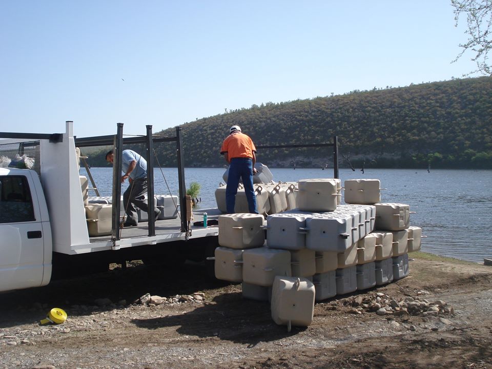 CandockMexico's tweet photo. Nuevo muelle en sombreretillo #CanDock ahora las lanchas tendrán dónde desembarcar sin problema alguno.
----Los muelles CanDock duran de por vida.----
Si requiere algún proyecto o alguna cotización.
Llámenos: 244 443-29-32 y 35
Escribanos: pescamotorsport@gmail.com https://t.co/1kaOlWhnc9