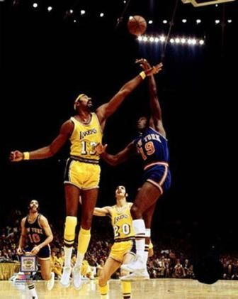 1970s Finals: Lakers vs. KnicksFirst 4 games (2-2): Reed scored well but didn't outplay Wilt overall:WR: 32, 15, 4, .505 TSWC: 25, 19, 5, .524 TS