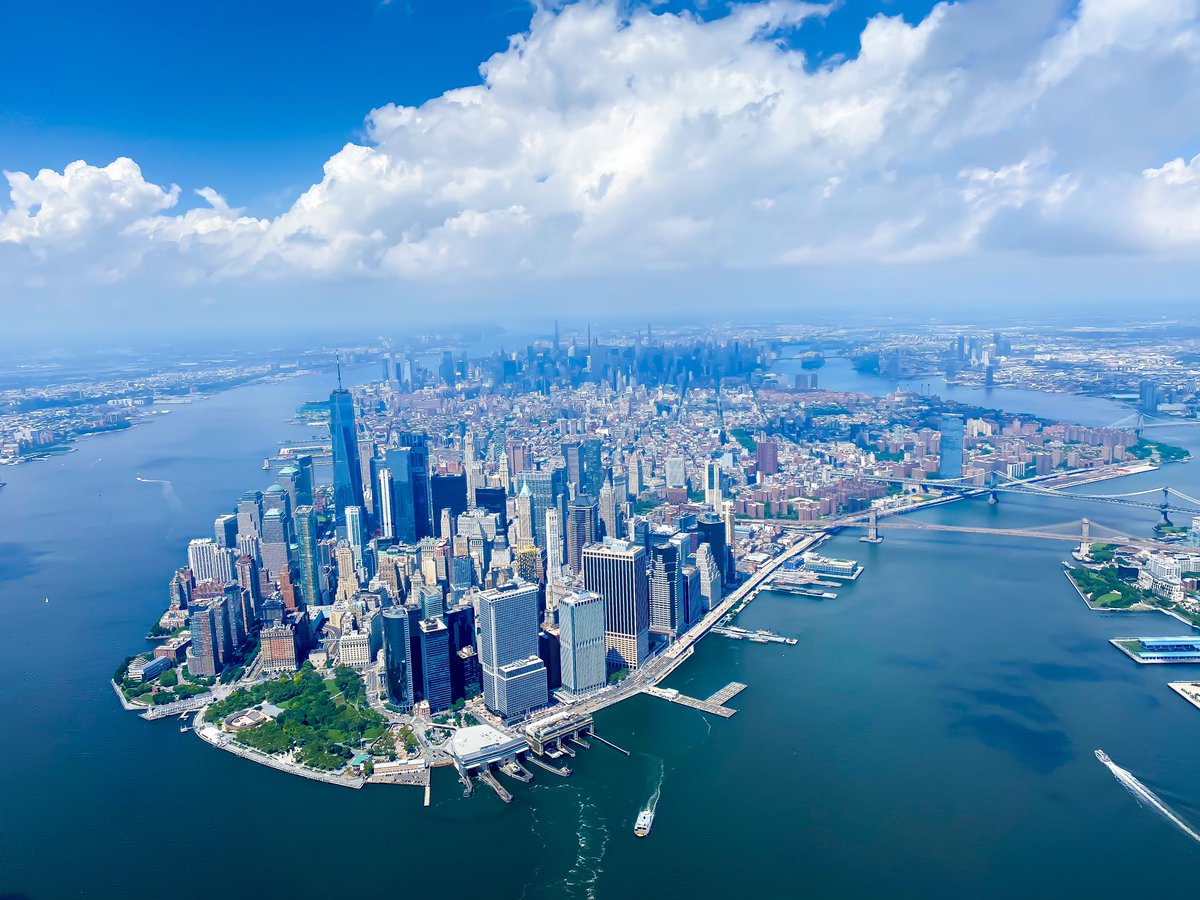 GoodOlSheed's tweet photo. Iight so what y’all been doing all quarantine? (If you bored and in #NYC I suggest a helicopter ride) https://t.co/WarPaOvIj3