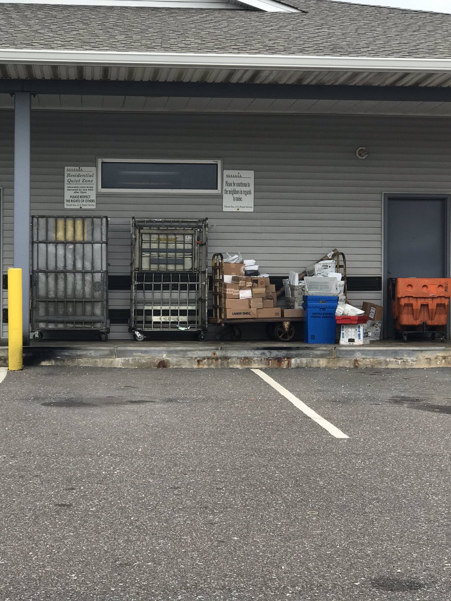 rrbeekman's tweet photo. USPS 08008 keeps packages on loading docks. Packages are taking over an extra week to arrive at destinations. Help people of LBI #stephanieruhle #msnbc all due to new post master general not approving overtime!!!! https://t.co/Y4FndbVwh3