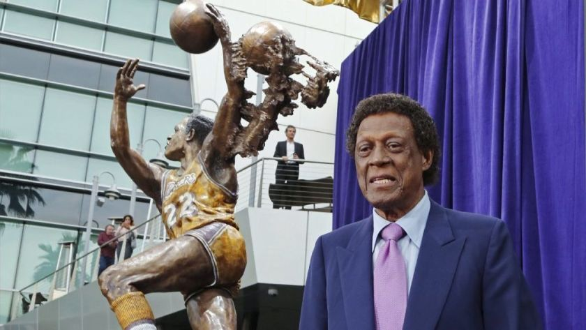 1972 RSBaylor officially retired in early November 1971.Lakers then won 33 straight (still a record) and were 69-13, a record at the time.