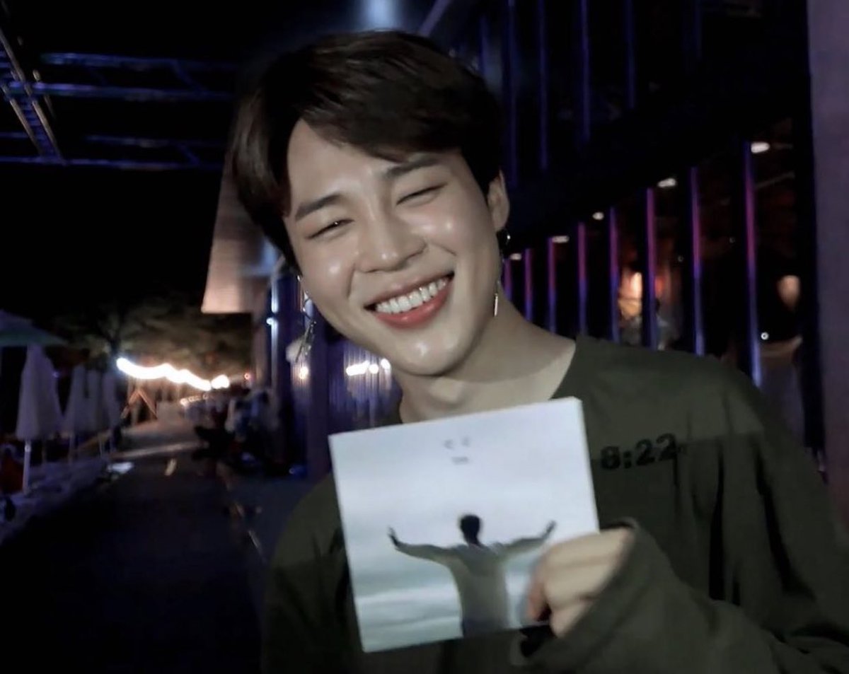 he was so excited to eat im gonna cry