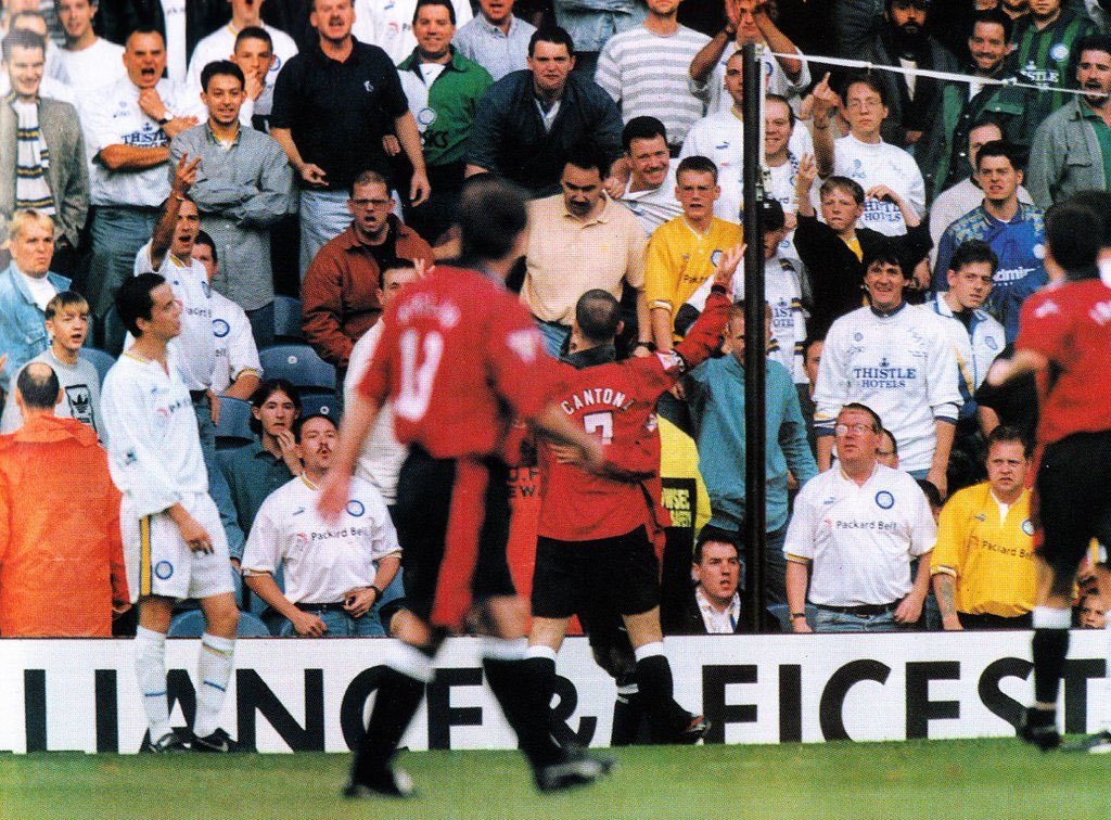 AlwaysUnited20's tweet photo. Welcome back to the Prem @LUFC! 
It’s been too long, looking forward to the 6 points from you next season! 🔴 
#MUFC https://t.co/ImEQopNSNV