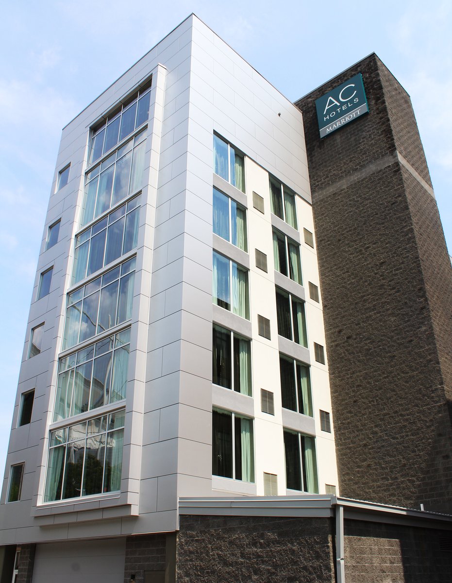 nexgen_design's tweet photo. A showcase ACM project in Downtown Pittsburgh #aluminumcomposite https://t.co/1k7p8S33yQ
