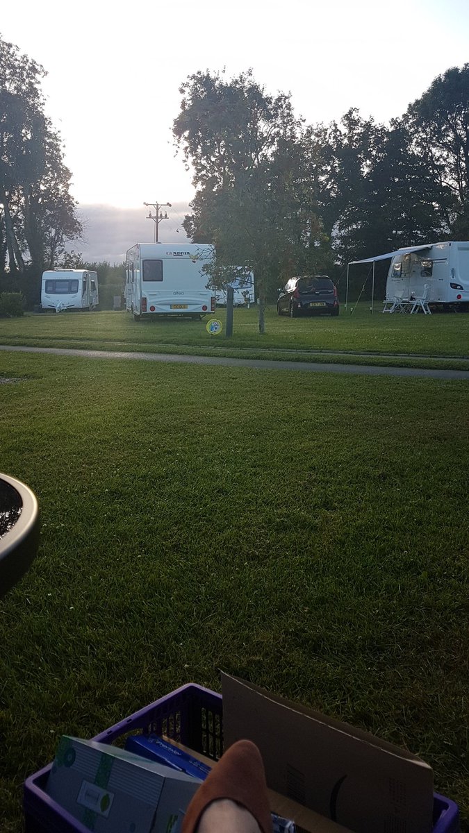 Naughtyangel666's tweet photo. Home again ... π #happycamper #weekendgypsy https://t.co/rdGUO3X8Qf