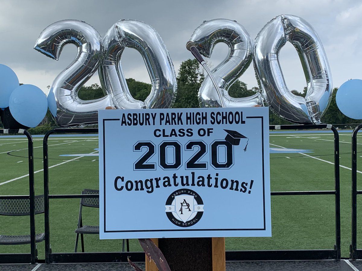 The stage is set APHS Class of 2020! @APSuperGray @APDirCI_ERuiz <a href="/kmhesq07/">Dr. Kristie Howard</a>