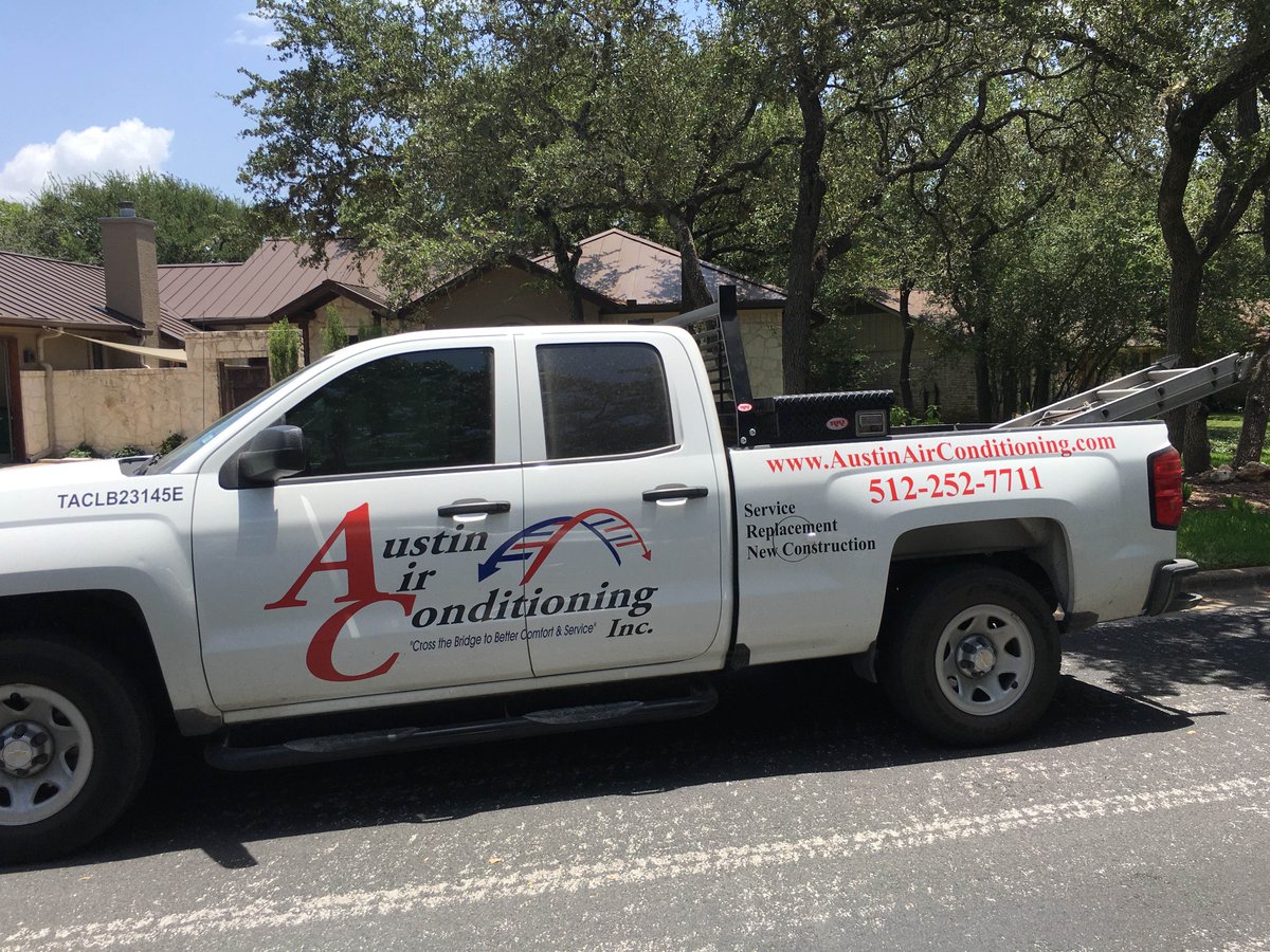 alvinbrown's tweet photo. On my way to cool off with a swim, and spotted this geo service gem of a domain name helping others keep cool as #Austin heats up!!! 🌡🔥😎

#Domains #DomainNames #KeepAustinCool @AustinAir_Inc https://t.co/UQMRmjj58P