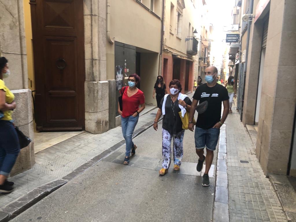 dolorsbassac's tweet photo. Sentir-se tan estimada per totes i tots vosaltres és el millor regal i em fa infinitament feliç. Gràcies per ser-hi avui i sempre. Sempre endavant! https://t.co/J3NvOnmbki