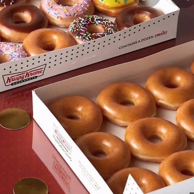 awbreymadison's tweet photo. its @krispykreme donuts 83rd birthday today!! Love donuts? With one dozen purchased you get one dozen glazed FREE!!Today only! Check out their deal and have a donut party! #krispycremefree. #krispykremefree #yummydonuts #cheatday #funeats #krispycremebir… https://t.co/qjbUk68rh7 https://t.co/gIUKWxvOoH