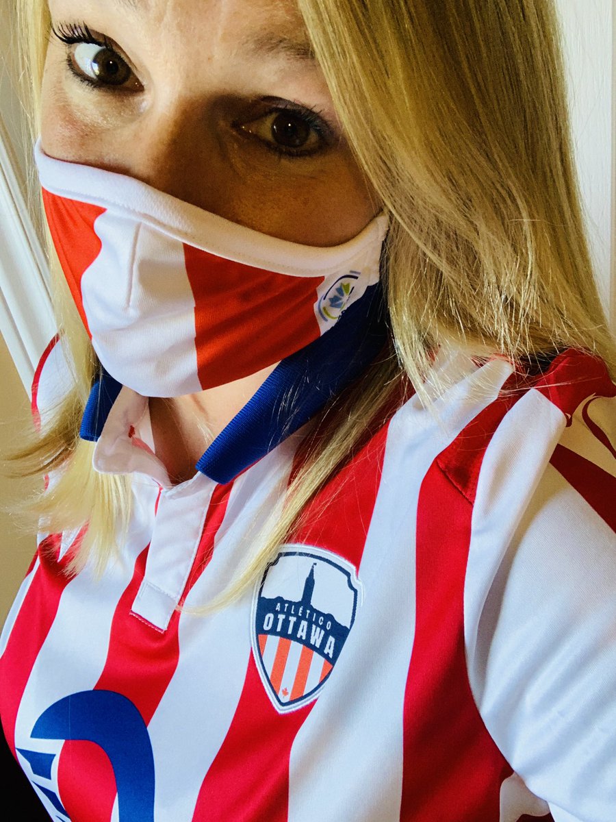 AtletiOttShan's tweet photo. Follow and tag @atletiOttawa wearing your gear and mask for a chance to win some yummy pizza from @GabrielPizza https://t.co/Nq8bSeZtIy
