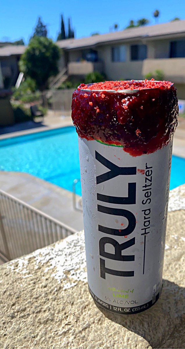 firechamoydrip's tweet photo. This Cali weather ain’t no joke ☀️ Our chamoy is great with all your drinks! 🤤

Message us to place your orders! 🔥 Have a great weekend 😋
-
#Chamoy #RimDip #Gummies #ChamoyGummies #DTSA #OrangeCounty #Delivery #Truly https://t.co/Z4Sv579C2x