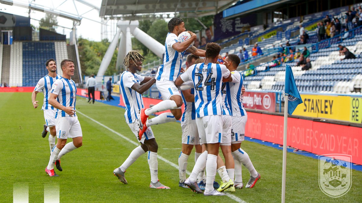 htafc's tweet photo. T E R R I E R S

#htafc https://t.co/60Z6ekYLdt