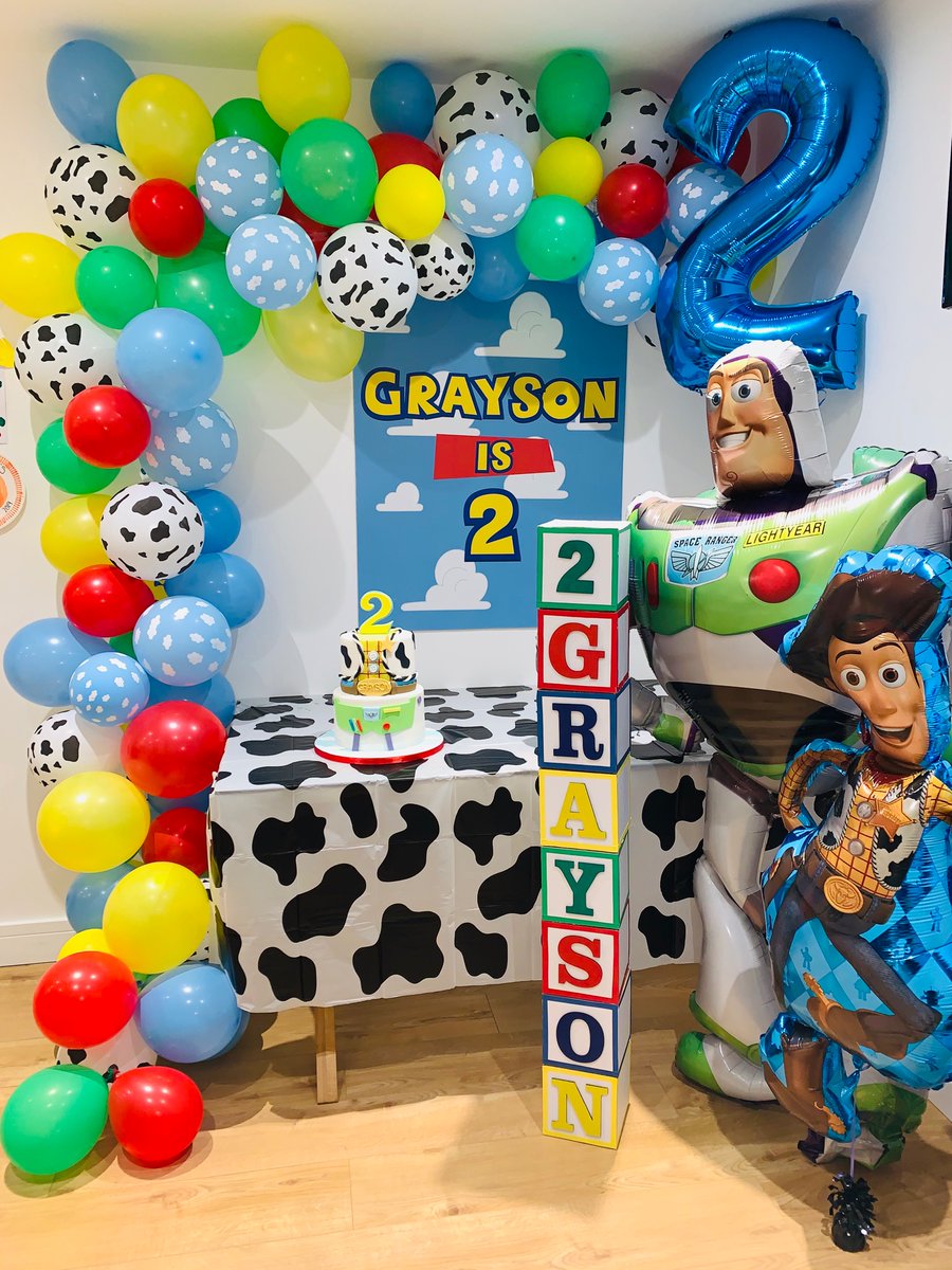 Georgia24071506's tweet photo. TWO TODAY
Toy story themed birthday for the best boy π
Happy 2nd birthday Grayson πππ
You deserve the world and more. @Ryanmcconnon1
#birthdayboy #ToyStory #smatype1 #disbilityAwareness #love #cake https://t.co/sig5incx0S