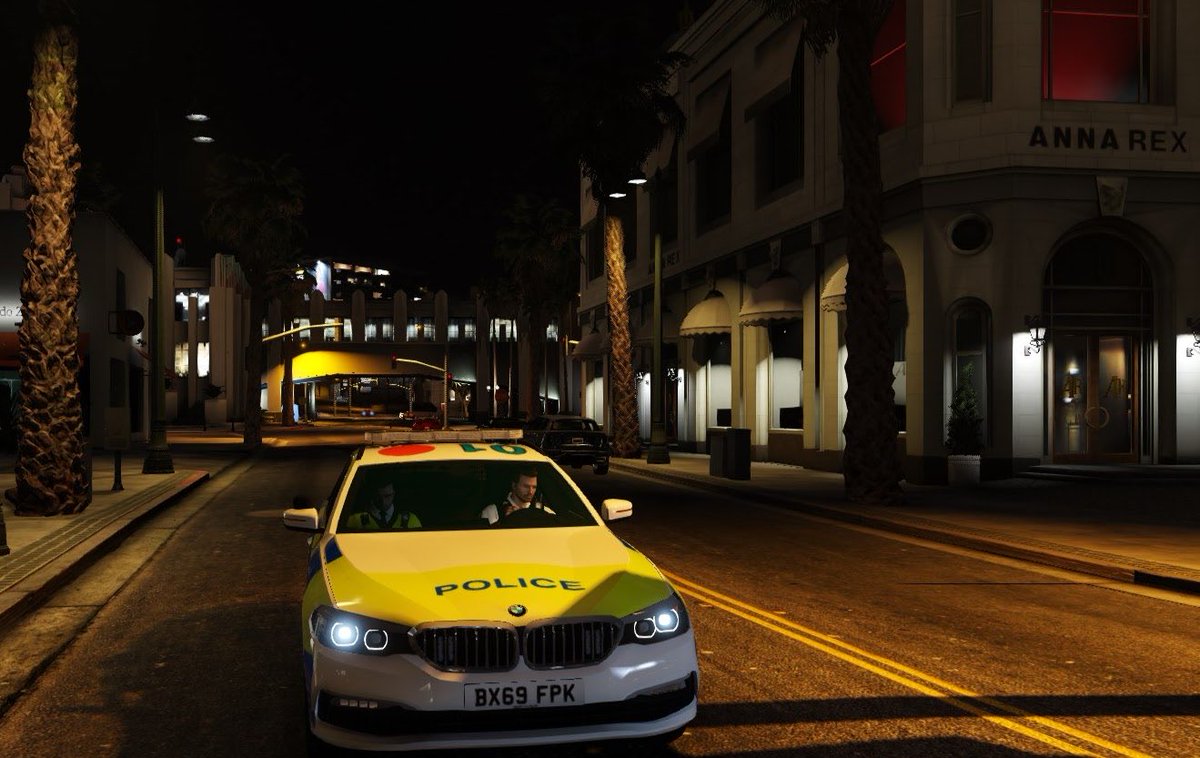 737_BC's tweet photo. Last day of #OperationFox utilising unmarked vehicles to sit up near known drink/drug drive establishments. One person arrested for drink drive and another arrested after failing to stop for officers with drugs markers. #TopJob ⁦@LondCallingRPC⁩ ⁦@MetOpsLC⁩ https://t.co/LX66OTOxF4