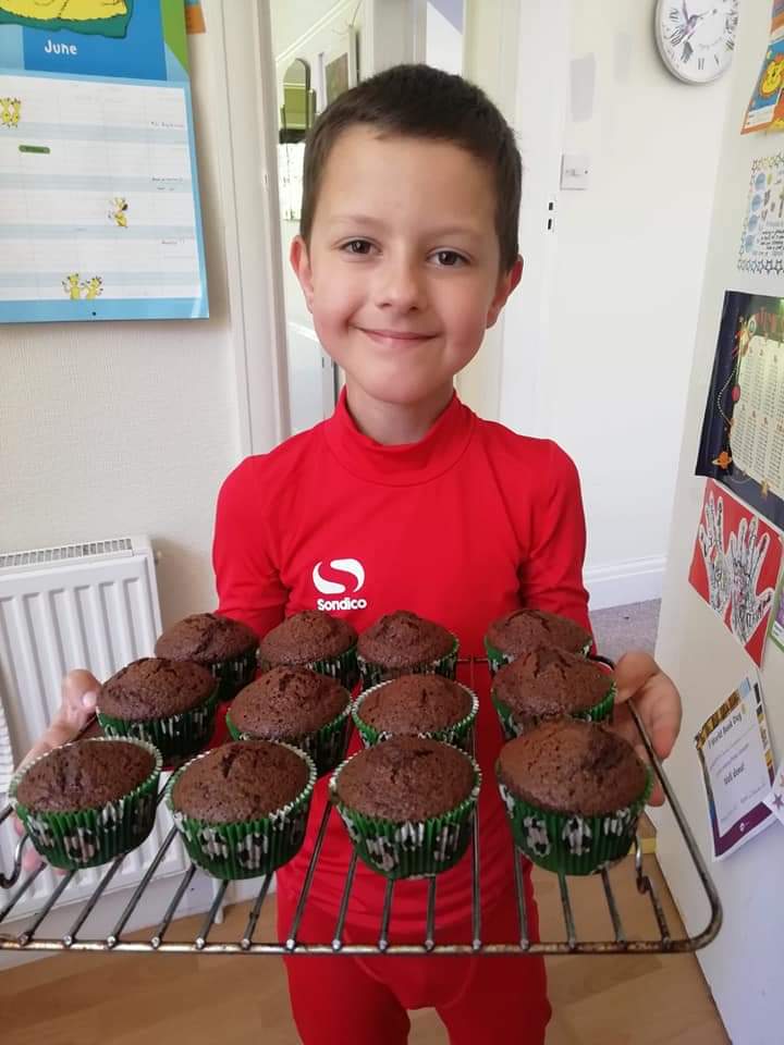 ljr245's tweet photo. Willow Beavers from @1stSouthport taking in the @MerseysideScout #merseysidebakeoff some mouthwatering entries https://t.co/JXGUUQaw1p