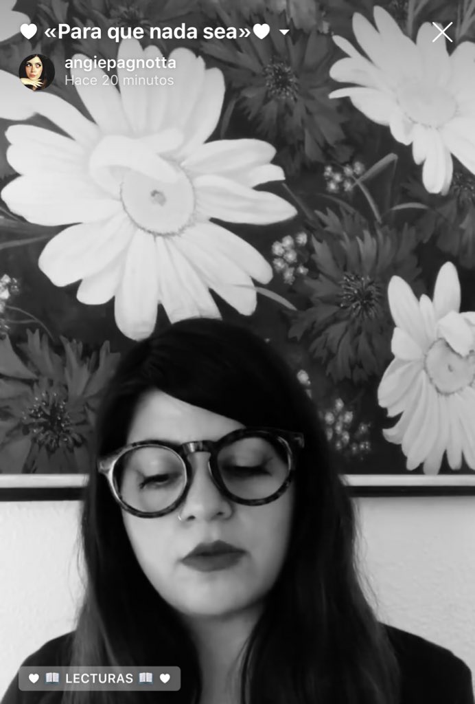 angiepagnotta's tweet photo. ♥⁣⁣Lectura de un Fragmento de mi libro ‘’Para que nada sea’’ (Color Ciego Ediciones, 2019)♥ https://t.co/ETX9Dq2KyT https://t.co/H8a9WaWCtH