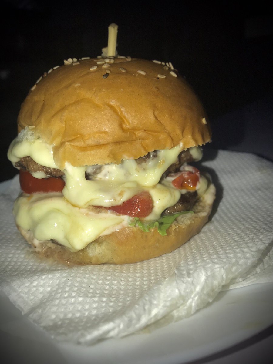 antyburger_'s tweet photo. Normalize retweeting people's hustle when you see it on your TL please🙏
📍Abuja
Call 08138905157 https://t.co/fYLKzebBuu