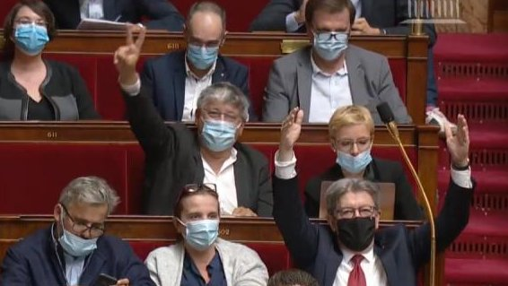 SerebraSana's tweet photo. Insoumis ou masqué : il faut choisir. Un insoumis masqué est un oxymore vivant et risible. Informez-vous et arrêtez l'atteinte à la liberté individuelle. #hypoxie #Event201 #BillGates #KochPostulates #LaFranceInsoumise #MacronDestitution #déconfinement https://t.co/IG4jGRafNu