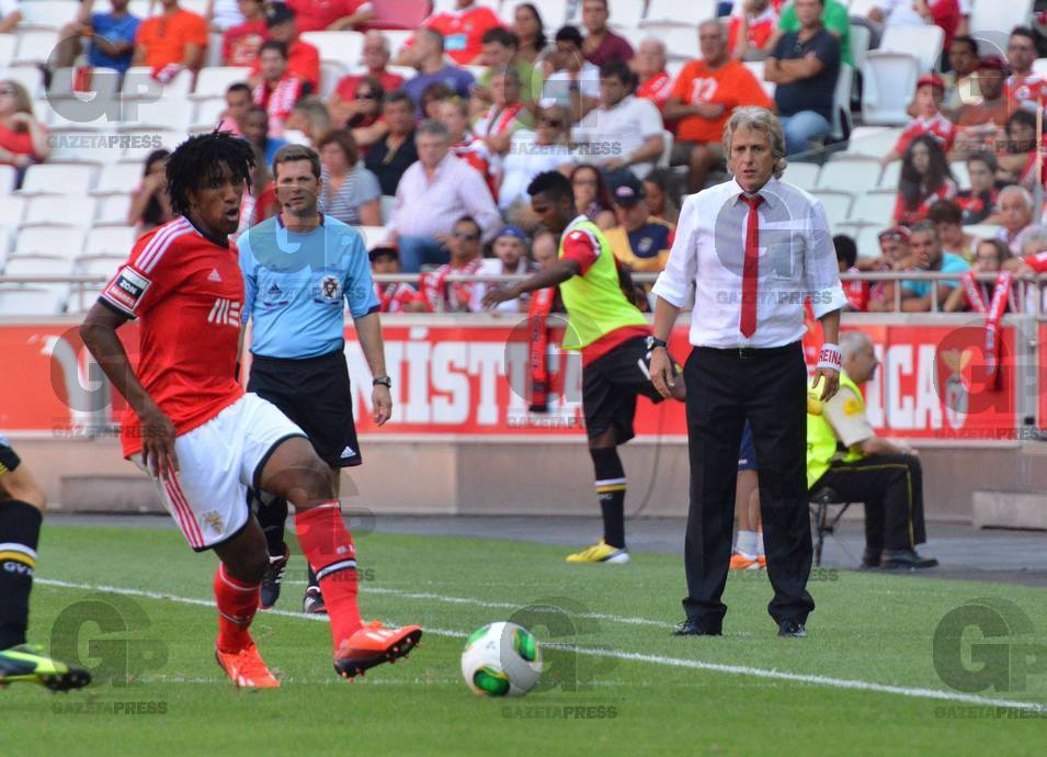 EdJvq6pXYAINFd1?format=jpg&name=medium