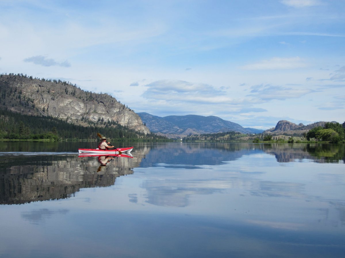 Happy Friyay! Lake days are the best days ☀️ #oliverbc #visitoliver #lakeday #visitsouthokanagan #explorebc #outdooradventures #getoutdoors
📷 Torrey Allen