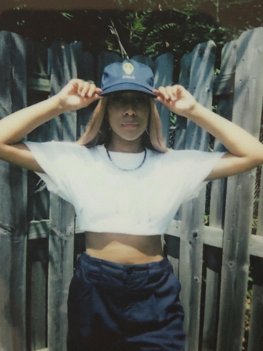 elevated_caro's tweet photo. These are giving me Latin gangsta ๐
#thecaroway https://t.co/qNnwViskw5