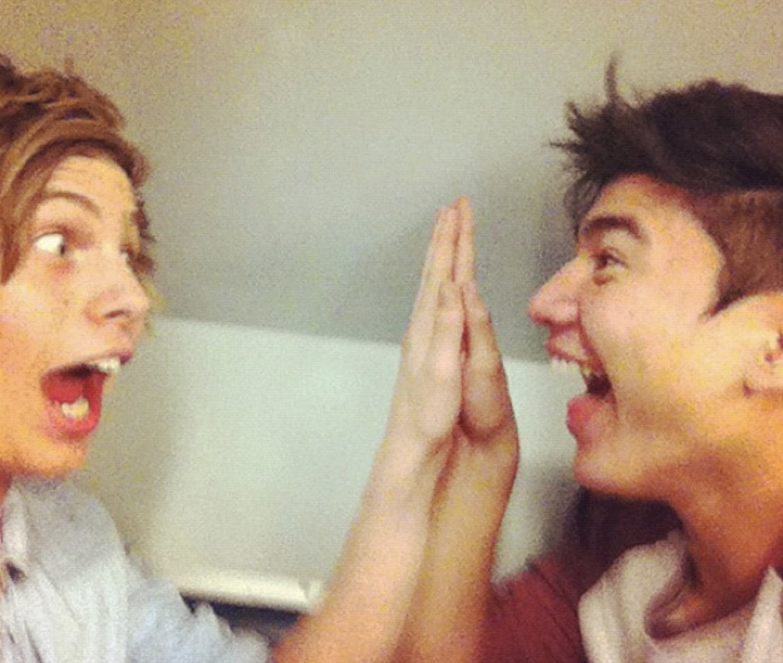 calum hood and luke hemmings: a thread