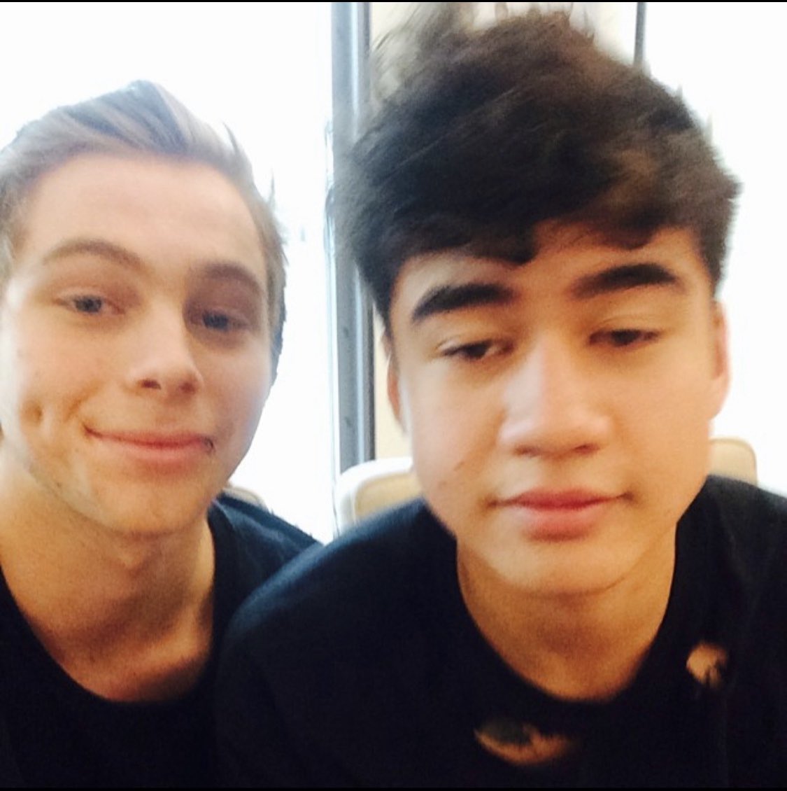 calum hood and luke hemmings: a thread