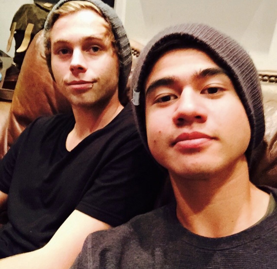 calum hood and luke hemmings: a thread