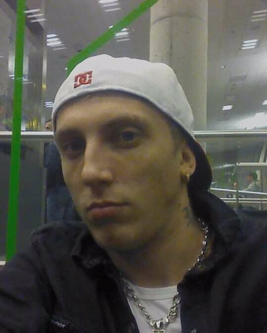 ArtMarii's tweet photo. Ruego a dios que todo esto se termine pronto para que nuestro polaco pueda cantar todos sus grandes exitos y podamos disfrutar de sus shows https://t.co/NqGSq2z72S