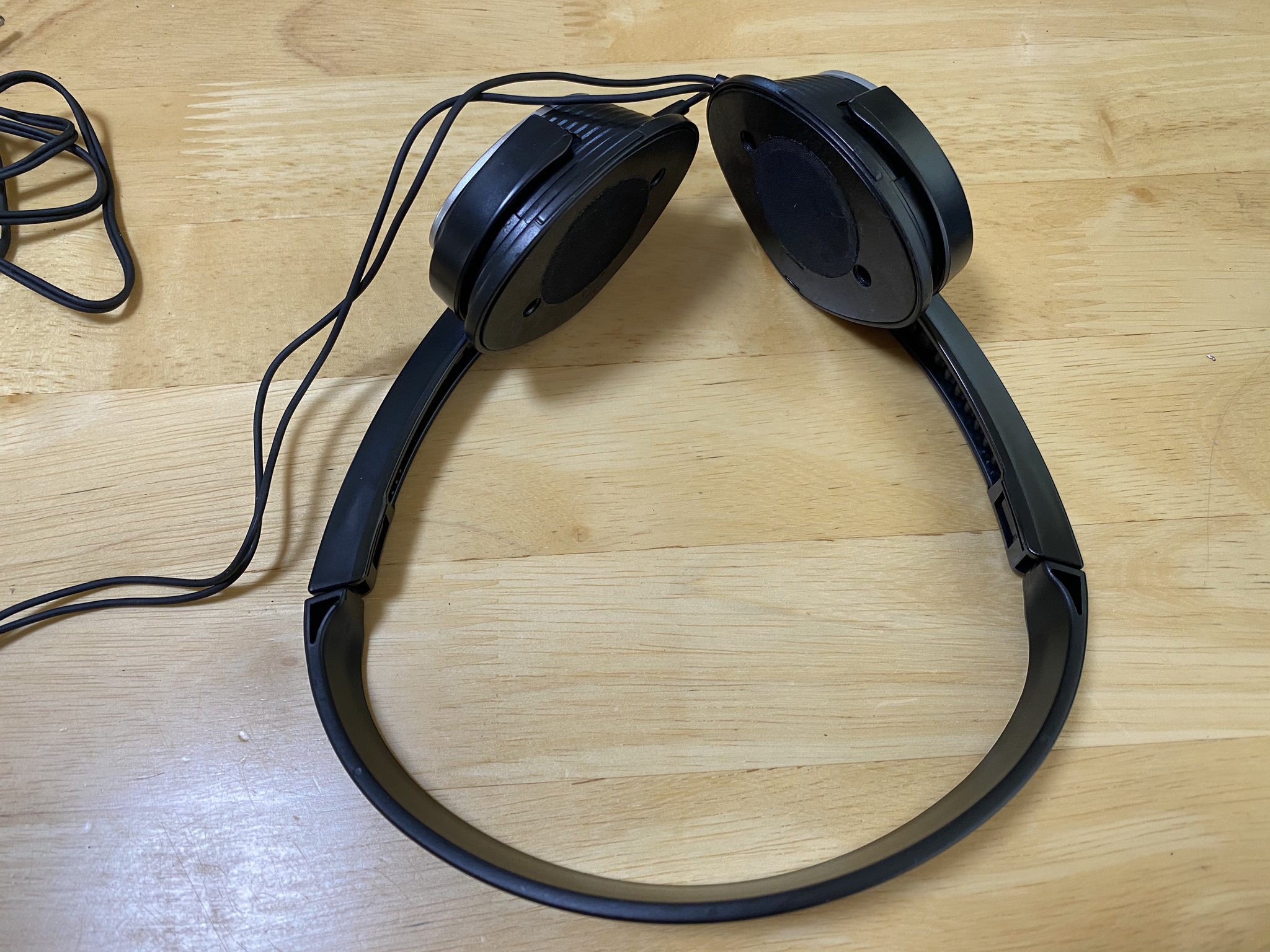 アクル 𝕃𝕚𝕡𝕥𝕠𝕟愛飲家 組み終わりだけどまだ完成じゃない イヤホンジャックが半端なく錆びているので 接点復活剤できれいに磨く T Co 6jkqohopzd Twitter アクル 𝕃𝕚𝕡𝕥𝕠𝕟愛飲家 組み終わりだけどまだ完成じゃない イヤホンジャックが半端なく錆びているので 接点復活剤できれいに磨く T Co 6jkqohopzd Twitter