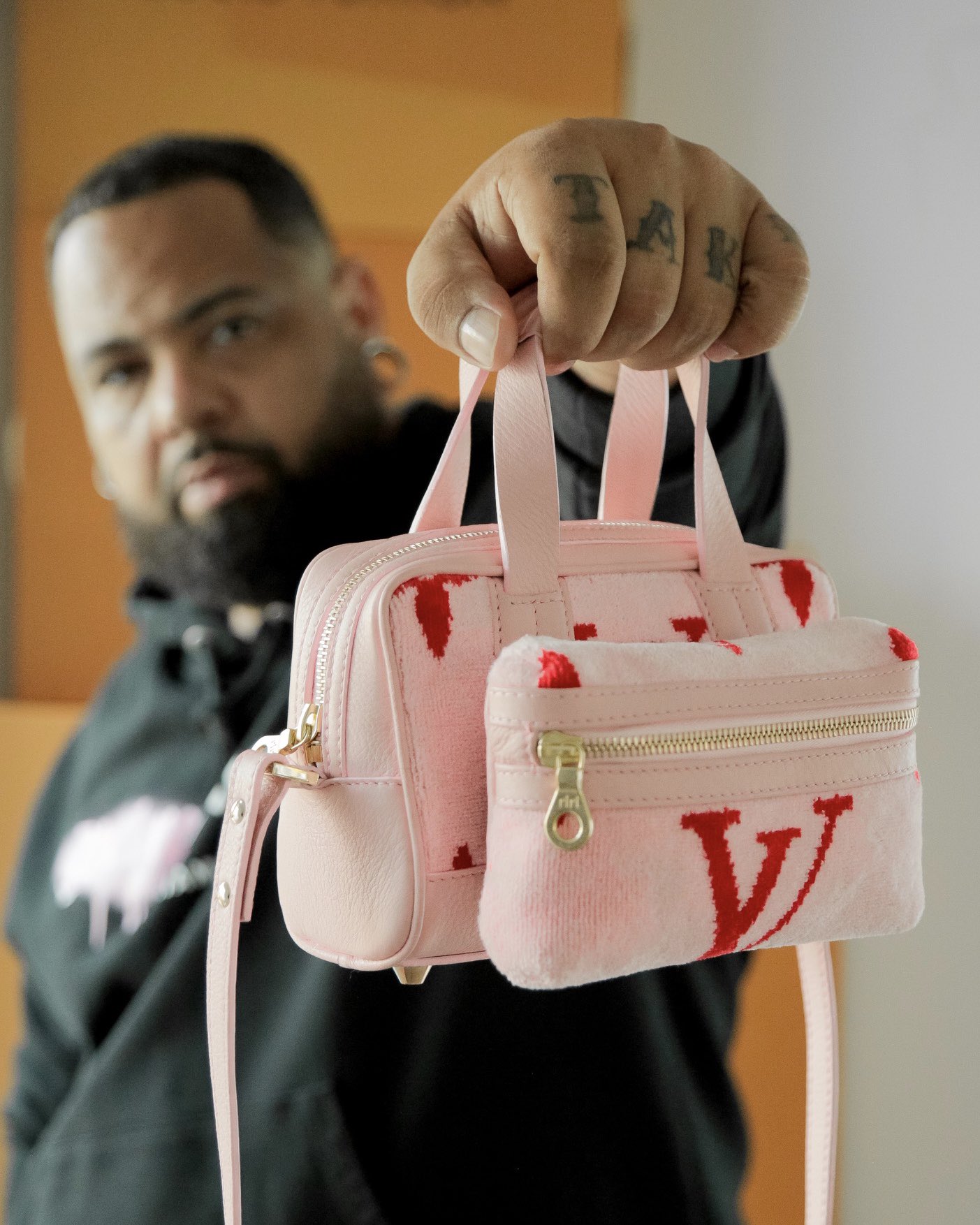 Sheron Barber on X: Used a Louis Vuitton towel to create a microduffle  with a detachable front pocket / clutch. What do you think?   / X